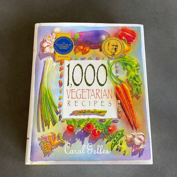 BRAND NEW 1,000 Vegetarian Recipes Book - Picture 1 of 10